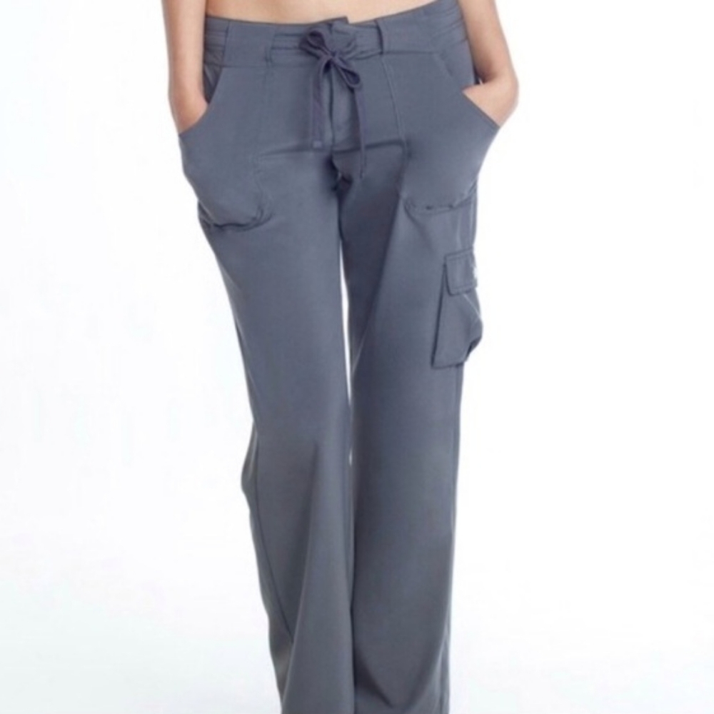 Alo Coolfit Cargo Pocket Pants